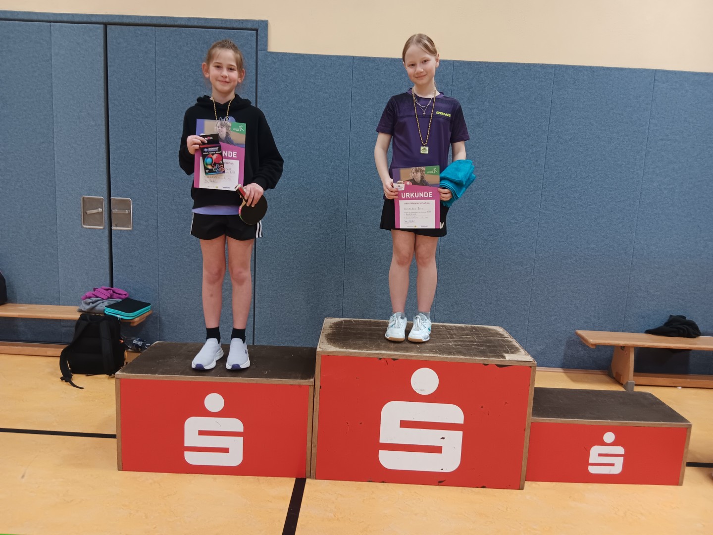 43. Mini-Meisterschaften 2026 beim Kreisentscheid im Kreis Bautzen in Hochkirch - Siegerehrung bei den Mädchen in der Altersklasse 9-10 Jahre - Foto von Ines Mietzsch